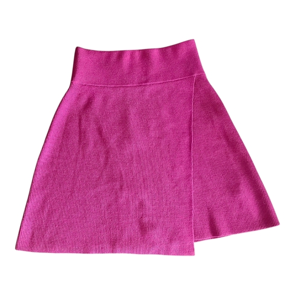 NWT Express Berry Pink High Waist Faux Wrap Knitted Skater Mini Skirt Sz S - Picture 1 of 6